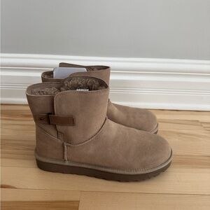 UGG Classic Tan Boots with Plush Lining